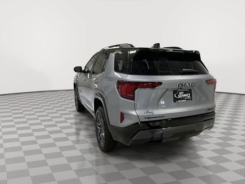 New 2026 GMC Terrain AT4 w/ LPO, Black Badging Package AWD/4WD image 8