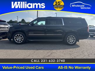 Used 2015 GMC Yukon XL Denali w/ Touring Package image 1