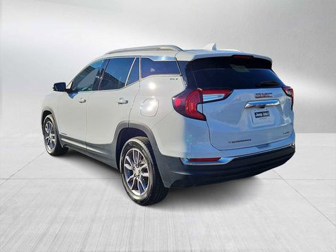 Used 2024 GMC Terrain SLT image 6