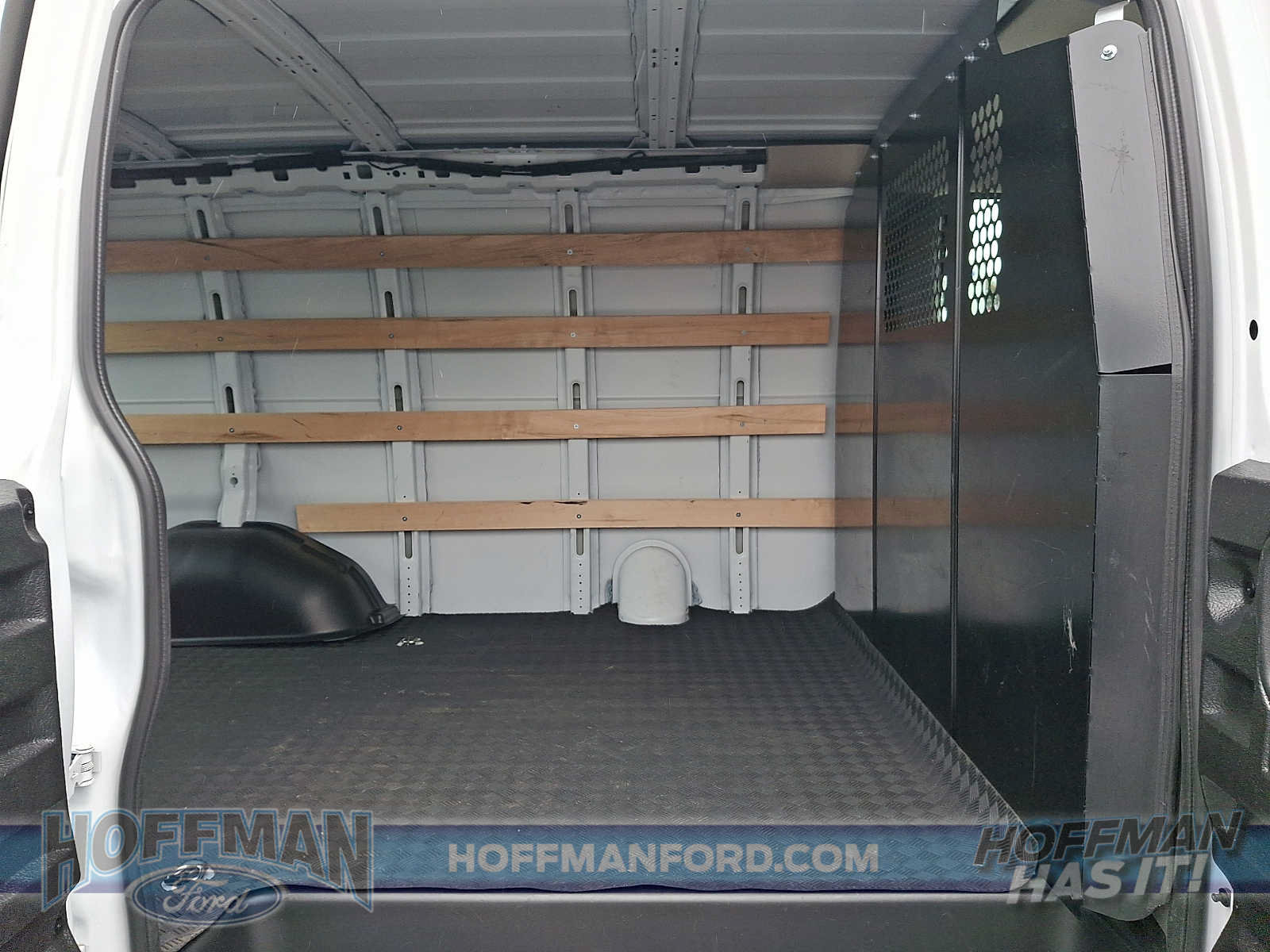 Used 2025 GMC Savana 2500 w/ Driver Convenience Package RWD image 10