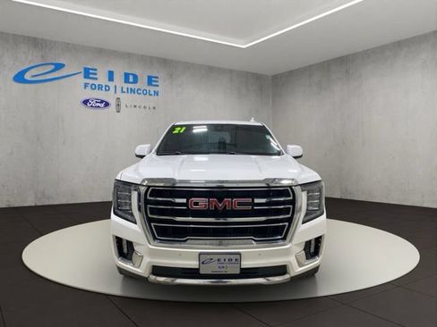 Used 2021 GMC Yukon XL SLT w/ Rear Media and Nav Package AWD/4WD image 6