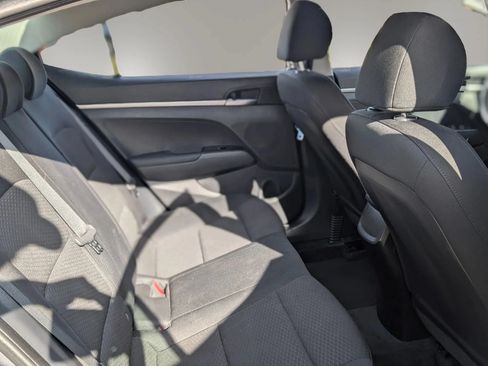 Used 2019 Hyundai Elantra SE w/ Cargo Package FWD image 19