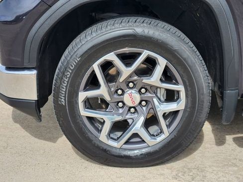 Used 2023 GMC Sierra 1500 SLT RWD image 10