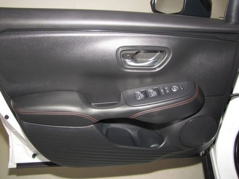 Certified 2024 Honda HR-V Sport image 9