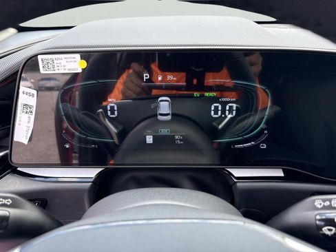 New 2026 Kia Niro EX FWD image 27