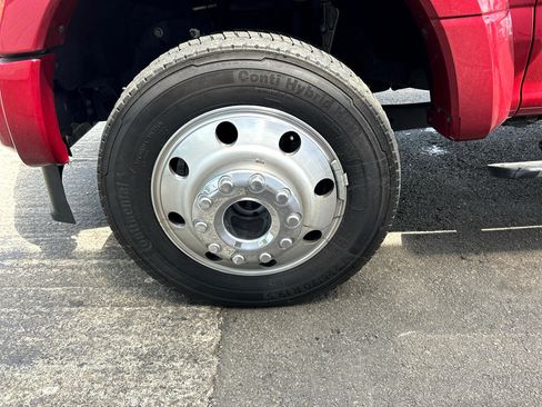 Used 2022 Ford F450 Platinum w/ FX4 Off-Road Package image 18