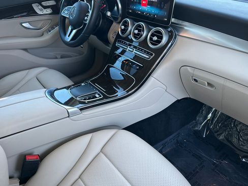 Certified 2021 Mercedes-Benz GLC 300 4MATIC image 16