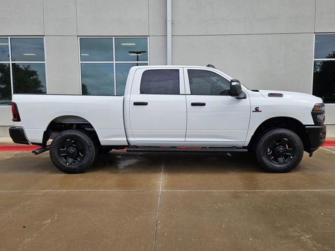 New 2026 RAM 2500 Tradesman AWD/4WD image 2
