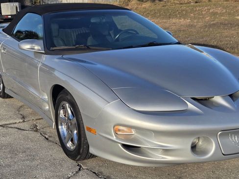 Used 1998 Pontiac Firebird Trans Am image 15