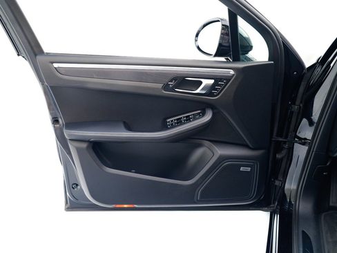 Used 2022 Porsche Macan GTS image 22