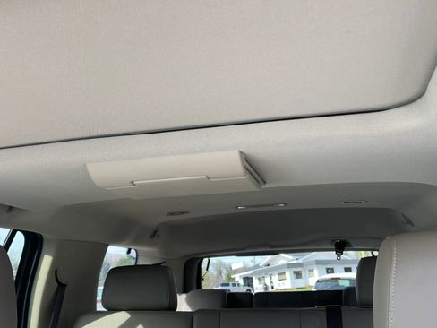 Used 2020 GMC Yukon SLT w/ Open Road Package RWD image 12