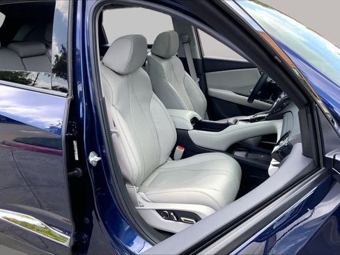 Used 2024 Acura RDX w/ Technology Package AWD/4WD image 9
