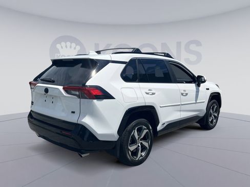 Used 2023 Toyota RAV4 SE w/ Weather & Moonroof Package AWD/4WD image 7
