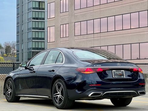 Used 2026 Mercedes-Benz E 350 4MATIC Sedan image 5