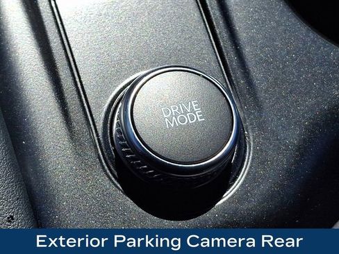 Used 2025 Ford Explorer ST-Line w/ ST-Line Street Pack AWD/4WD image 17