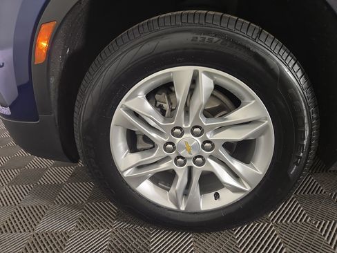 Used 2022 Chevrolet Blazer LT FWD image 32