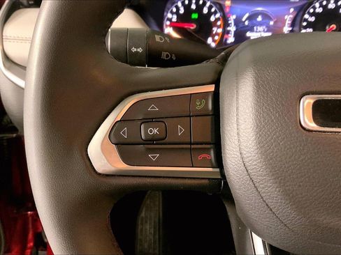Used 2025 Jeep Compass Limited AWD/4WD image 18