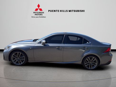 Used 2019 Lexus IS 300 F Sport w/ F Sport Package RWD image 8