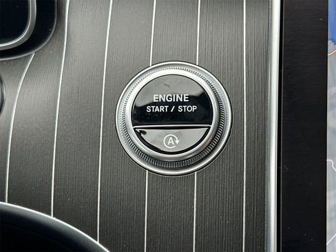 New 2025 Mercedes-Benz C 300 Sedan image 25