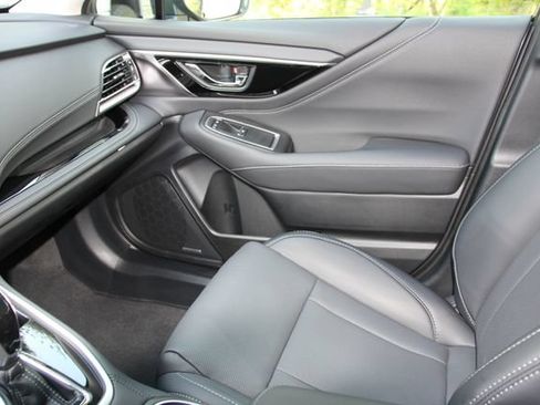 Used 2025 Subaru Legacy Limited AWD/4WD image 31