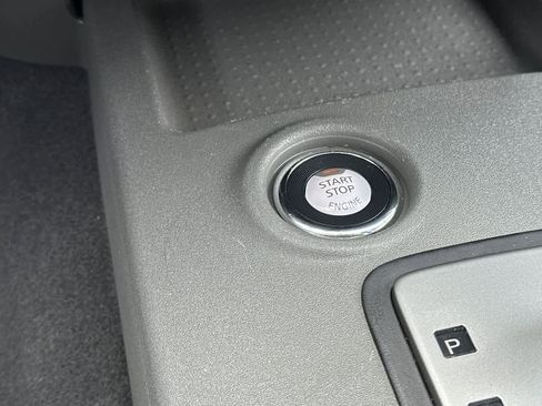 Used 2020 Nissan Frontier S image 21