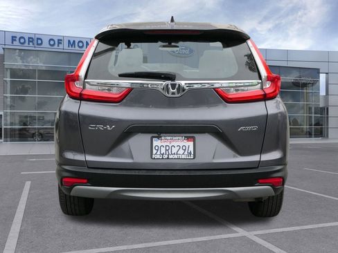 Used 2018 Honda CR-V LX image 5