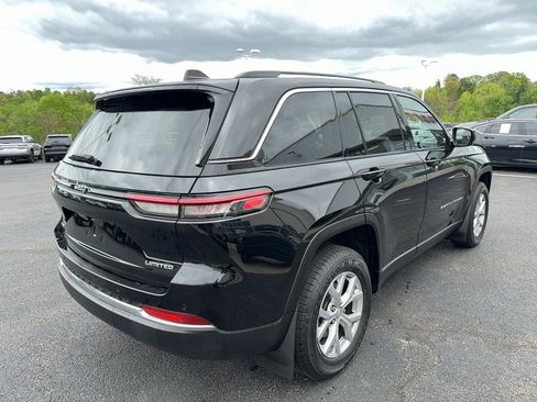 Certified 2022 Jeep Grand Cherokee Limited AWD/4WD image 5