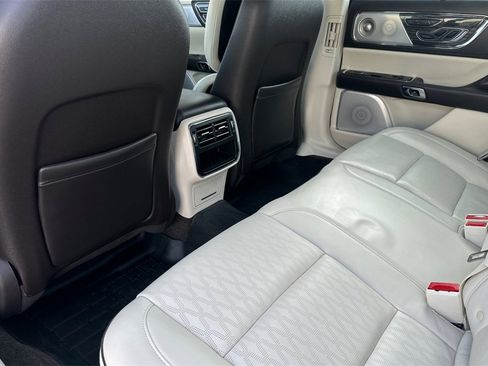 Used 2018 Lincoln Continental Black Label w/ Rear-seat Package image 14