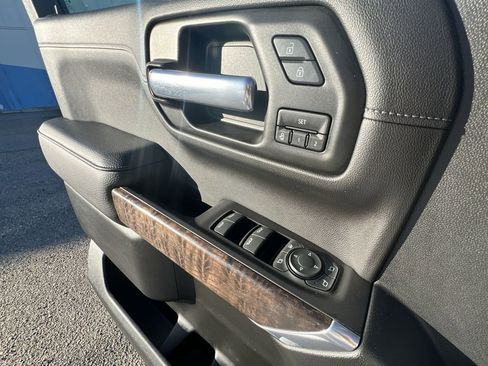 Certified 2020 GMC Sierra 1500 Denali w/ Denali Ultimate Package image 24