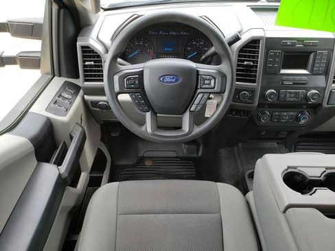 Used 2019 Ford F250 XL w/ Power Equipment Group RWD image 14