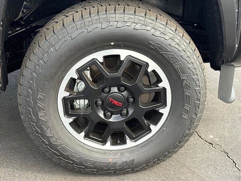 New 2026 Toyota Tacoma TRD Off-Road image 32