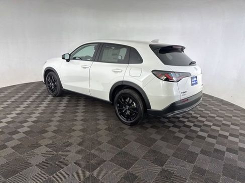 Certified 2026 Honda HR-V Sport image 10