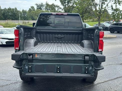 Used 2026 Chevrolet Silverado 2500 ZR2 AWD/4WD image 9
