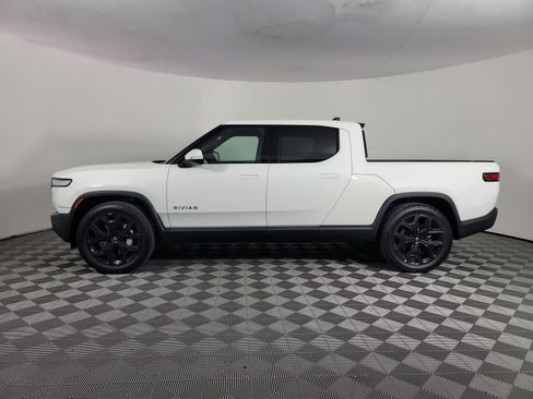 Used 2024 Rivian R1T Adventure Dual AWD/4WD image 2