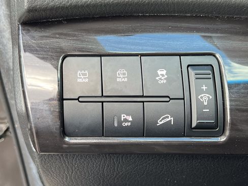 Used 2013 Kia Sorento EX w/ Premium Plus Pkg FWD image 19