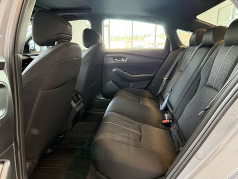 Used 2025 Honda Accord Sport image 9