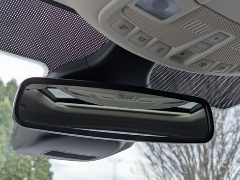 Used 2024 Ford Edge SEL w/ Convenience Package image 26