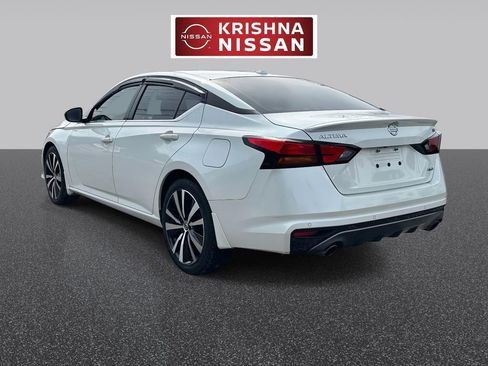 Used 2020 Nissan Altima 2.5 SR w/ Premium Package AWD/4WD image 6
