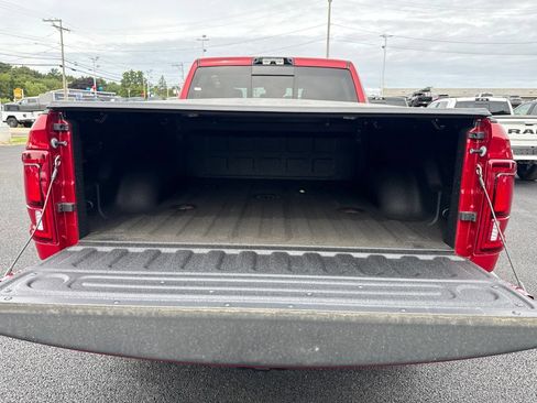 New 2026 RAM 2500 Laramie AWD/4WD image 24