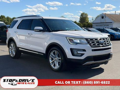 Used 2016 Ford Explorer Limited w/ Equipment Group 301A AWD/4WD image 7