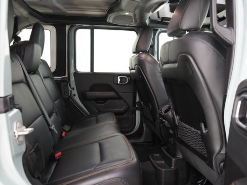 Used 2024 Jeep Wrangler Unlimited Sahara w/ Safety Group AWD/4WD image 13