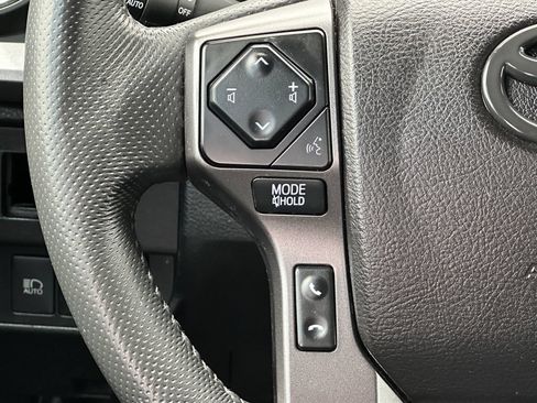 Used 2021 Toyota Tacoma TRD Off-Road w/ TRD Premium Off Road Package AWD/4WD image 20