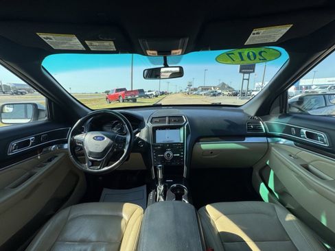 Used 2017 Ford Explorer Limited image 14