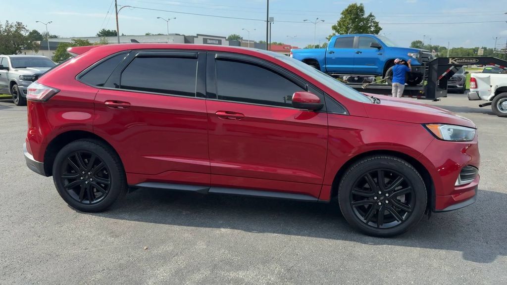 Used 2022 Ford Edge ST-Line w/ Class II Trailer Tow Package AWD/4WD image 8