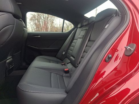 Used 2023 Lexus IS 350 F Sport image 10