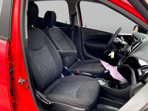 Used 2020 Chevrolet Spark LT FWD image 9