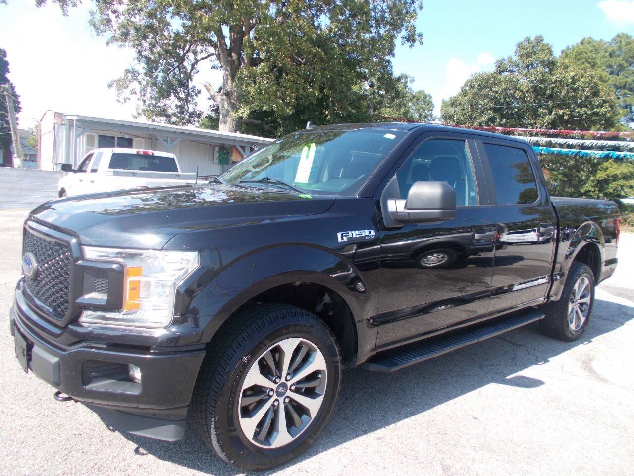 Used 2020 Ford F150 XL w/ Equipment Group 101A Mid AWD/4WD image 1