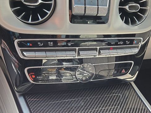 Used 2024 Mercedes-Benz G 63 AMG 4MATIC image 29