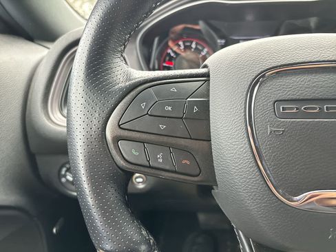 Used 2023 Dodge Challenger SXT w/ Blacktop Package image 8