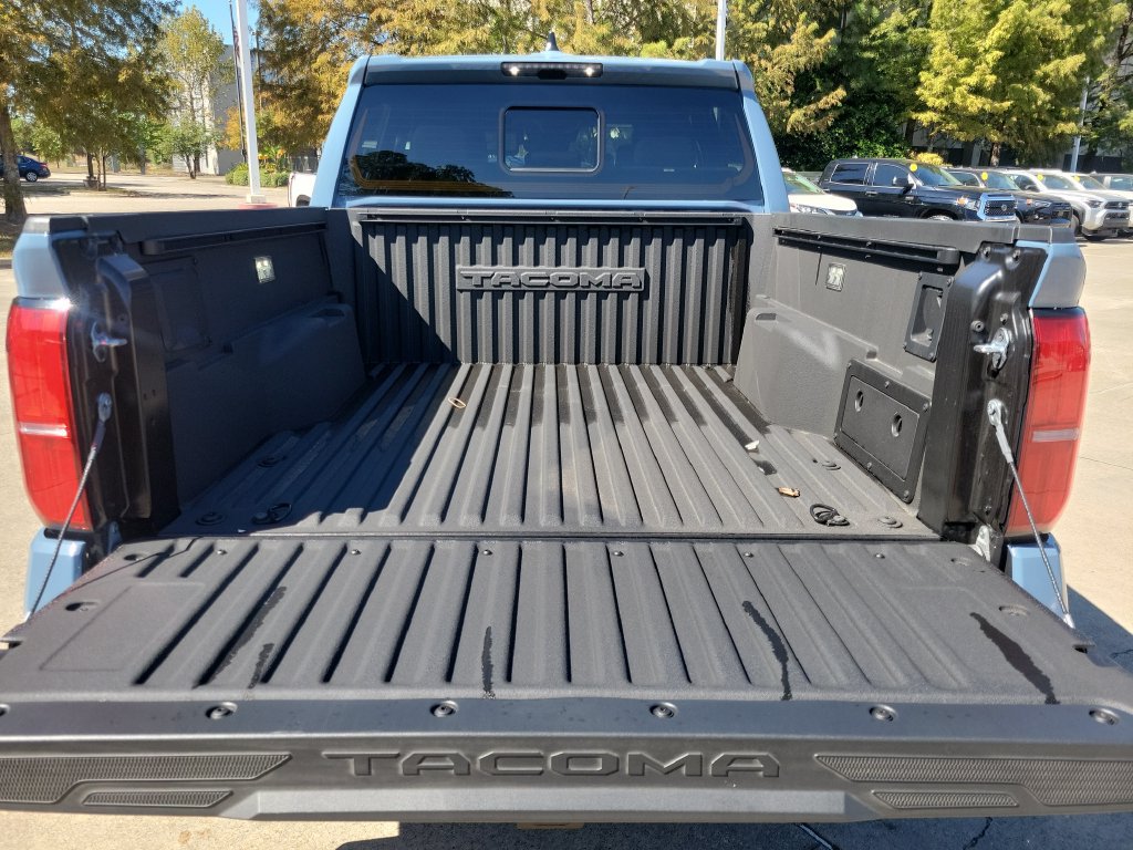 Certified 2026 Toyota Tacoma TRD Off-Road w/ TRD Off Road Upgrade Package AWD/4WD image 13